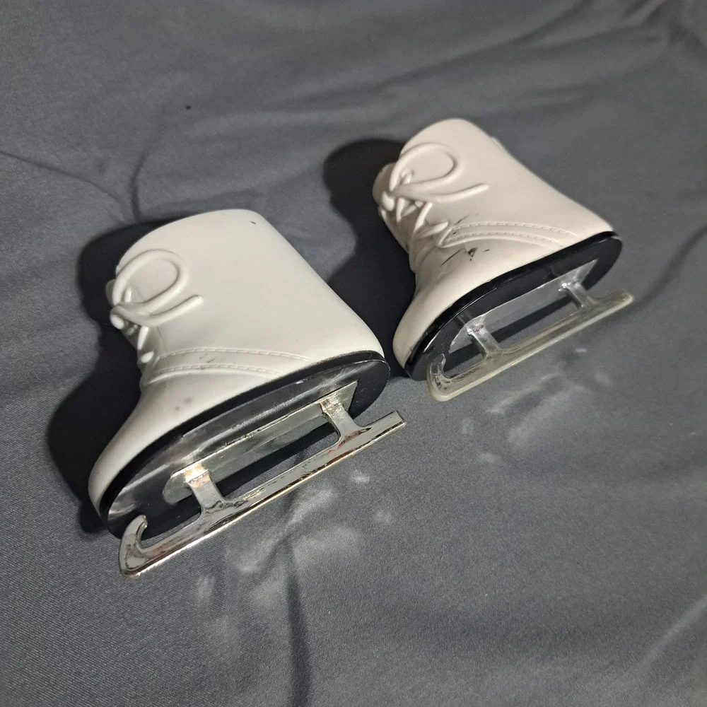 Funrise 2013 White‎ Skate Shoes for 18